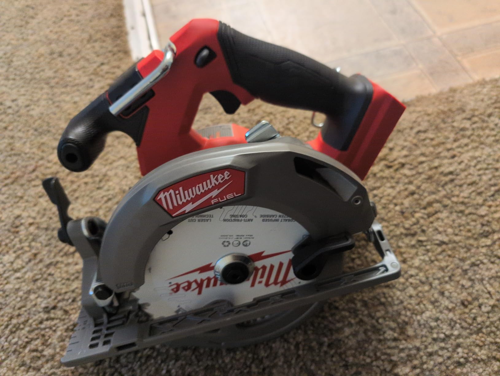 M18 Fuel 6-1/2 Inch Circular Saw (Tool Only) customer photo 2