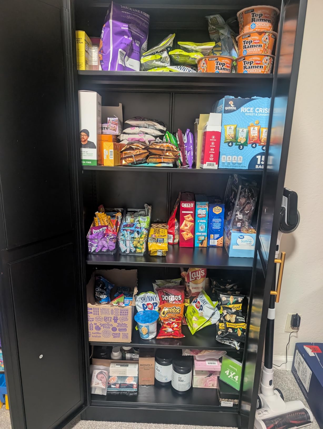 GAIOUS Metal Storage Cabinet With 2 Doors and 3 Adjustable Shelves, Black Kitchen Pantry for Food, Utility Cabinet for Laundry Room, Cupboard customer photo 1