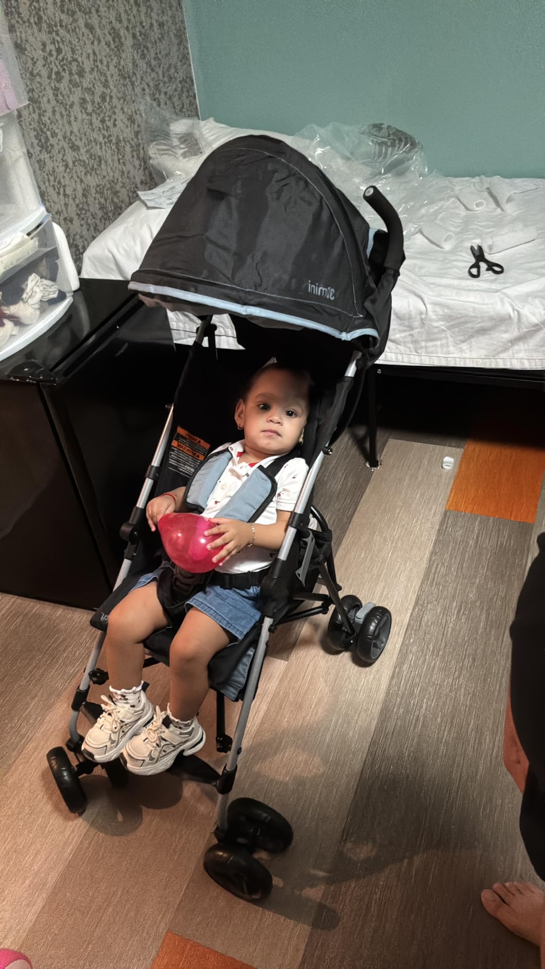 Ingenuity 3D Mini Convenience Stroller - Lightweight Stroller with Compact Fold, Multi-Position Recline, Canopy with Pop Out Sun Visor - Umbrella Stroller for Travel and More, Cashew Tan customer photo 2