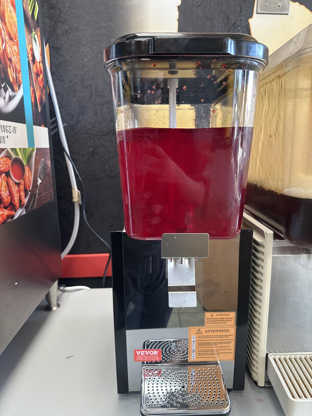 VEVOR Commercial Beverage Dispenser, 2 Tanks 18 L / 19 QT Per Tank Juice Dispenser, 370W Stainless Steel Ice Tea Drink Machine with 45F-54F Cooling Temperature, for Cold Drink Restaurant Bar Party customer photo 1