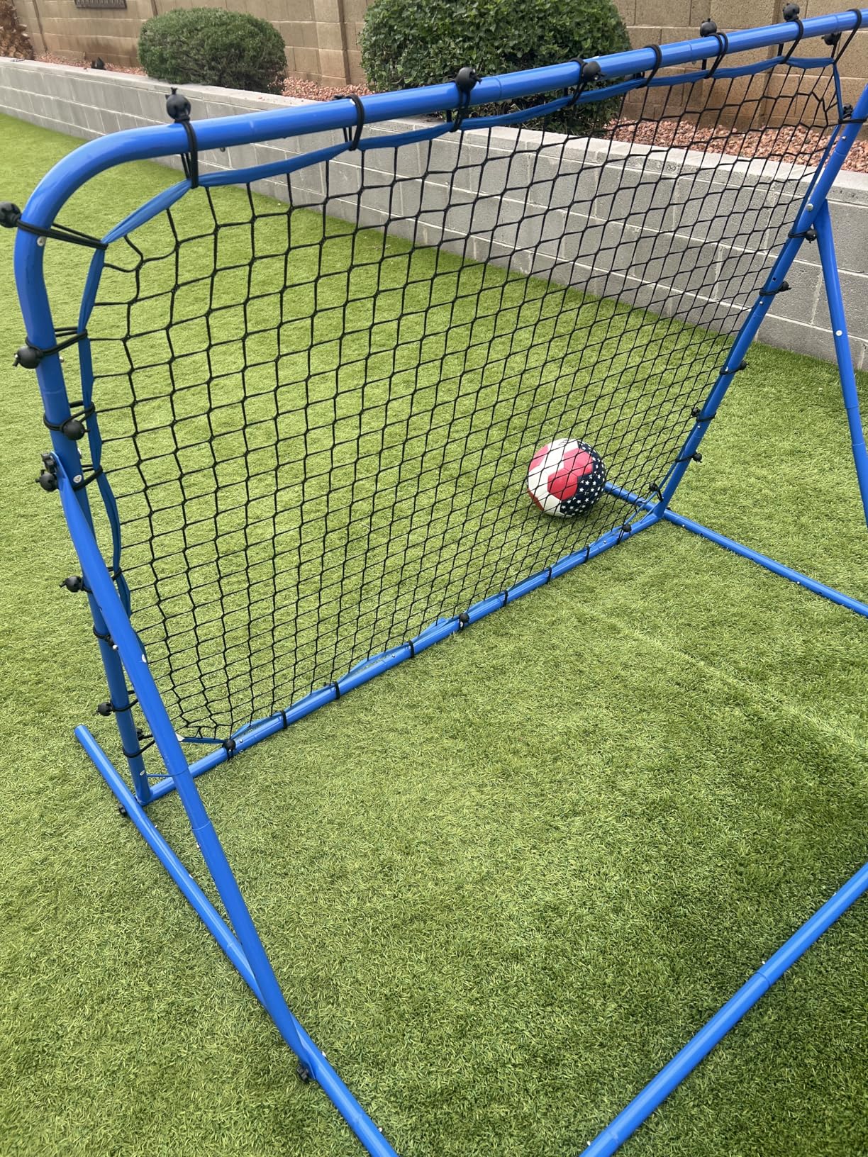 Soccer Baseball Rebounder Net, Soccer Goal Net, Volleyball Softball Rebound Pitchback Net Quick-Switch Angle Training for Control, Passing Practice, Bounce Back Rebounder Goals Gifts Trainer Equipment customer photo 1