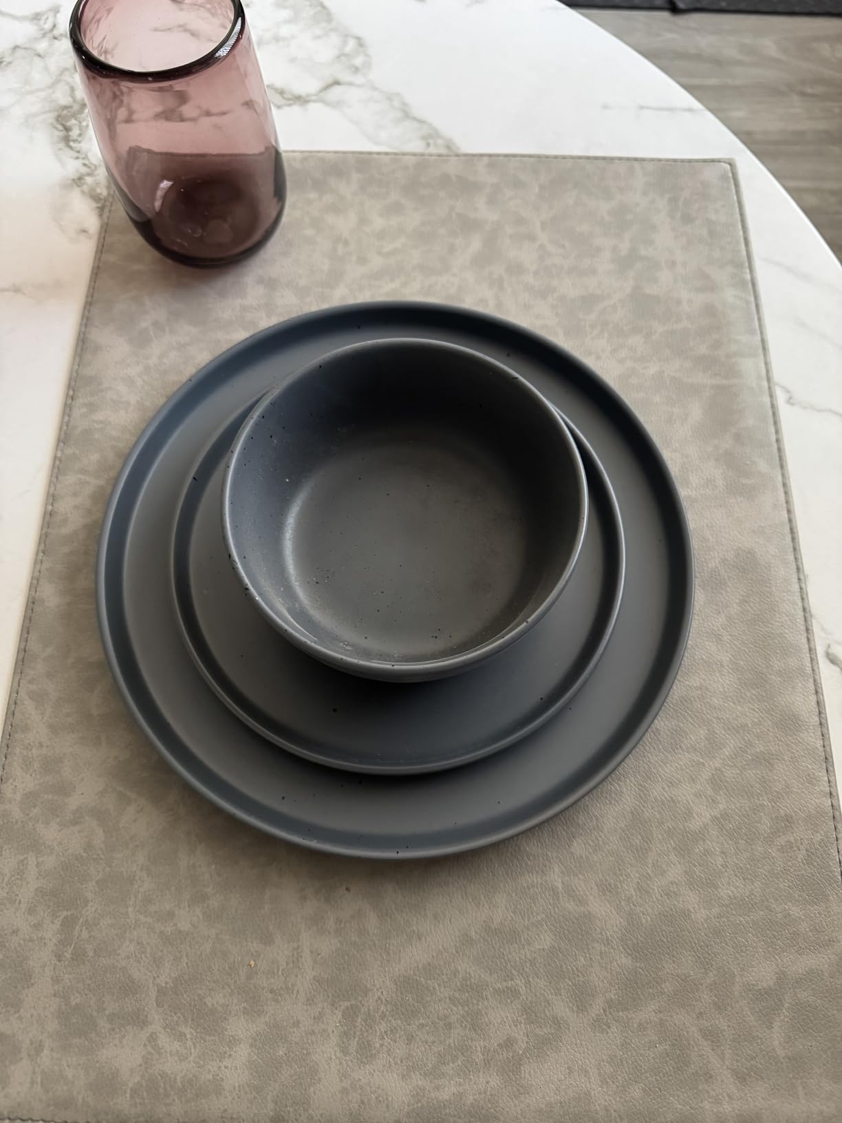 Famiware Nebula Ridge Stoneware Dinnerware Sets, Plates and Bowls Sets for 4, 12 Pieces Dishes Set, Microwave and Dishwasher Safe Kitchen Plates, Charcoal customer photo 1