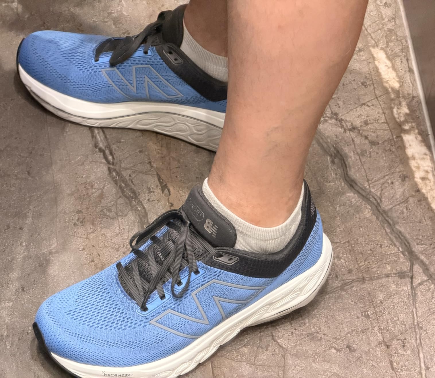 New Balance Men's Fresh Foam X 860 V14 customer photo 1