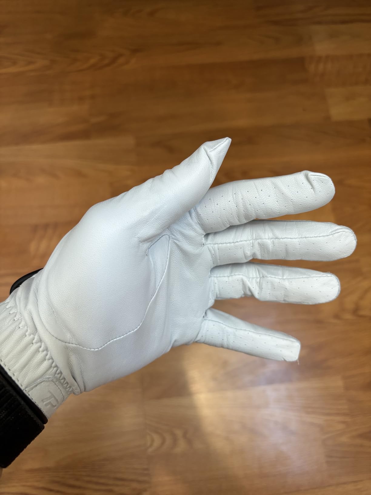TaylorMade Tour Preferred Flex Glove customer photo 1