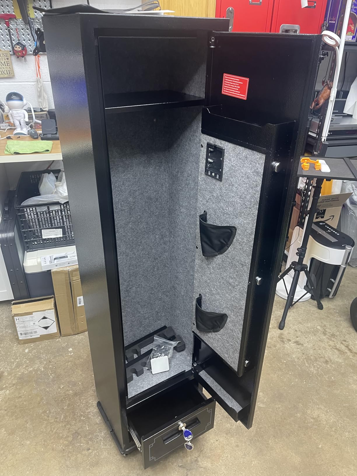 KAER 5-6 Gun Safe,Gun Safes for Rifle and Pistols,No Assembly Gun Cabinets,Rifle Safe,GunSafes for Rifle and Shotguns,Gun Safes & Cabinets with Drawer,Indoor Gun Rack,Removable Shelf (L) customer photo 1