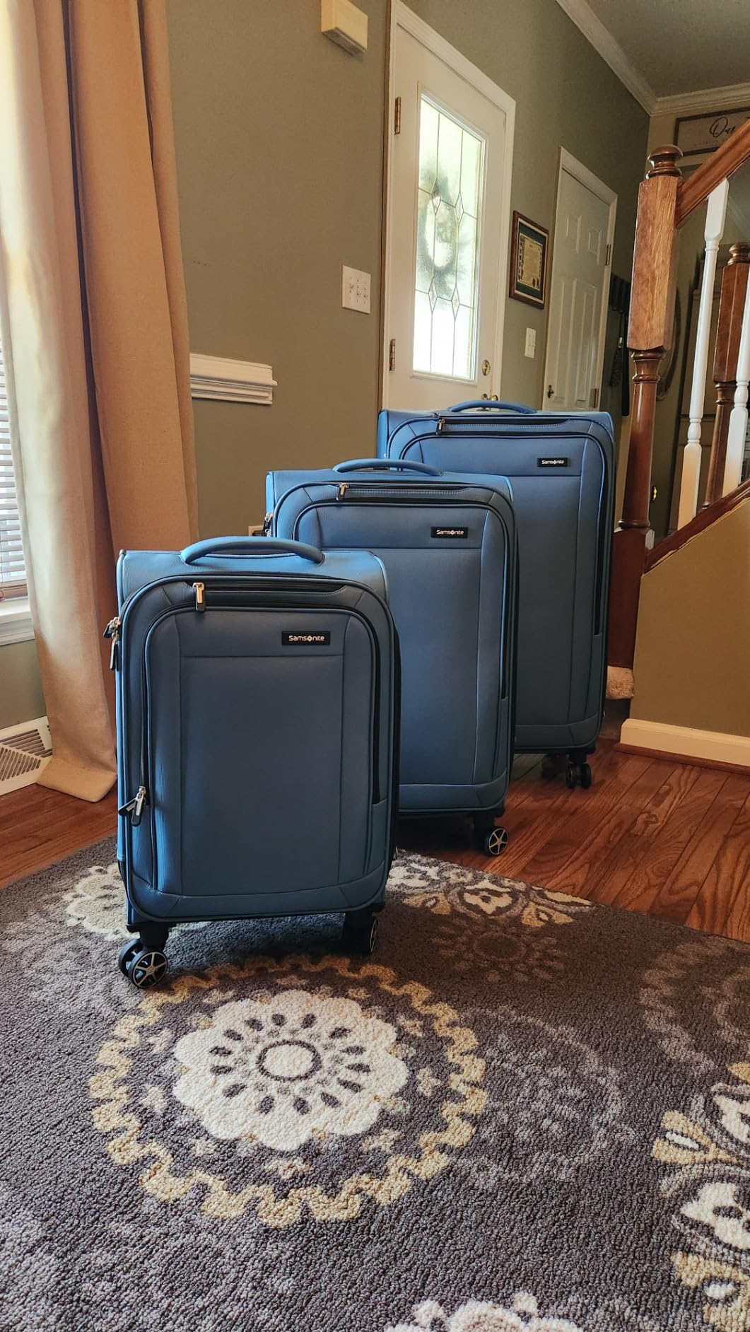 Samsonite Saire LTE Softside Expandable Luggage with Spinners, Raspberry, 3PC (CO/MED/LG) customer photo 2