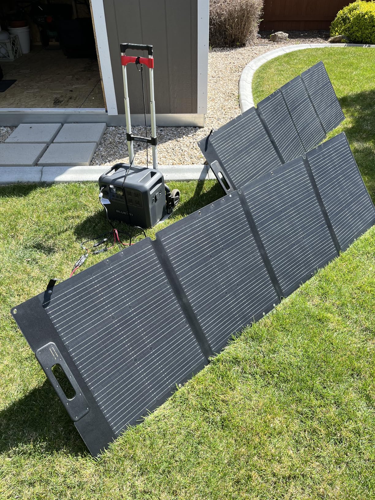 Solar Generator Elite 200 V2 with 200W Solar Panel Included, Portable Power Station 2073.6Wh w/ 4 2600W AC Outlets, 17-Year Lifespan LFP Emergency Power For Home Backup, Power Outages, Camping customer photo 2
