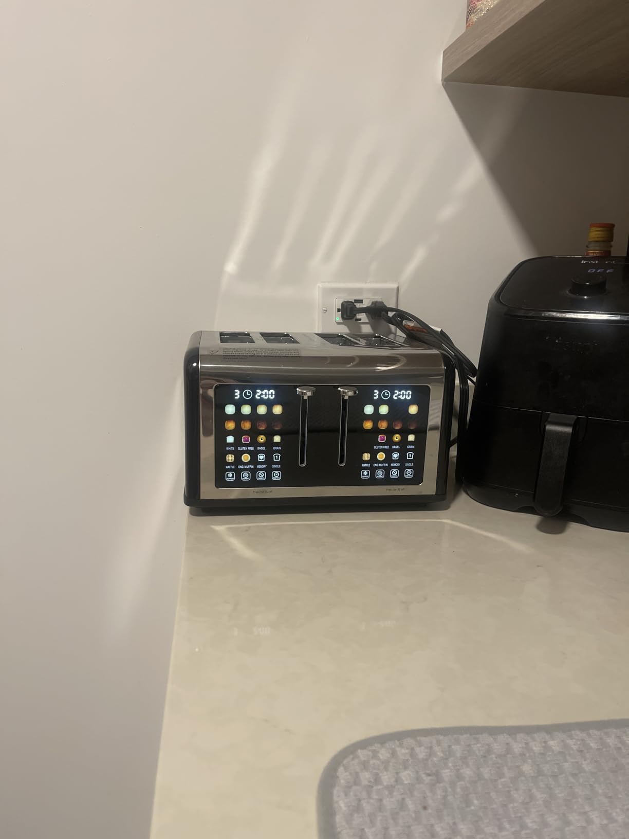4 Slice Toaster Touch Screen, Stainless Steel Toasters Digital Timer, Dual Control Panel Toasters, 8 Shade Settings 6 Bread Types for Bagel, Cancel, Defrost 1650W customer photo 2