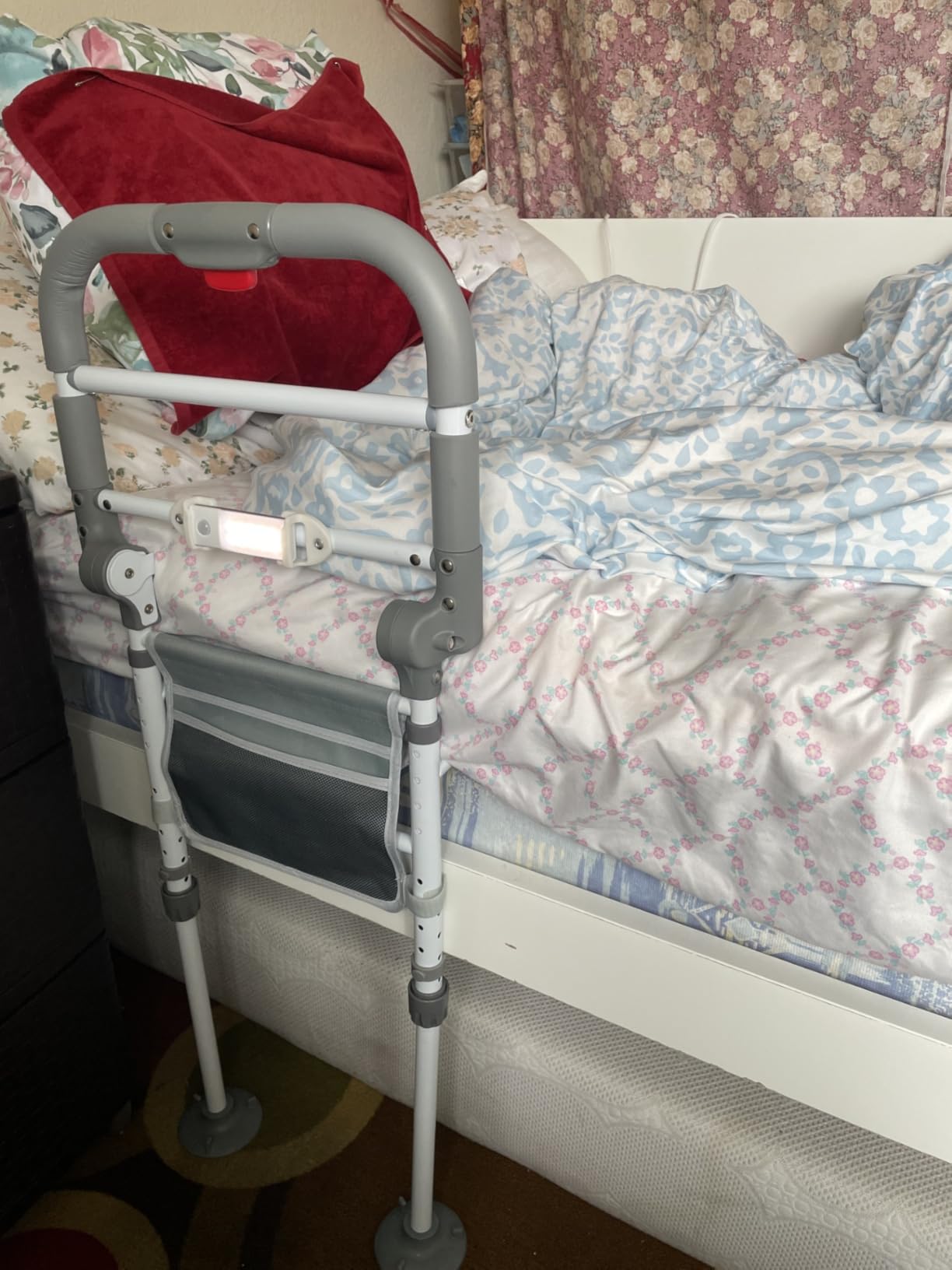 ONTHEWEI Bed Rails for Elderly Adults Safety Foldable Bed Assist Rail with Adjustable Height, Non-Slip Handle, Motion Sensor Light & Storage Pouch, Fits King Queen Full Twin Beds, Supports 350 LBS customer photo 2