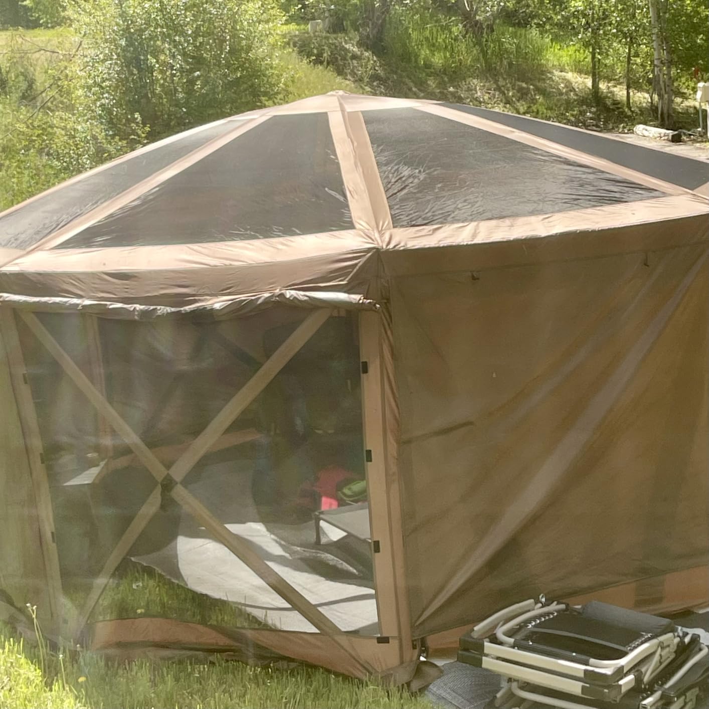 VEVOR 12x12ft Pop Up Gazebo Tent with Mosquito Netting, 6 Removable Wind Panels & 2 Mesh Windows, Outdoor Canopy Shelter for Patio, Army Green customer photo 1