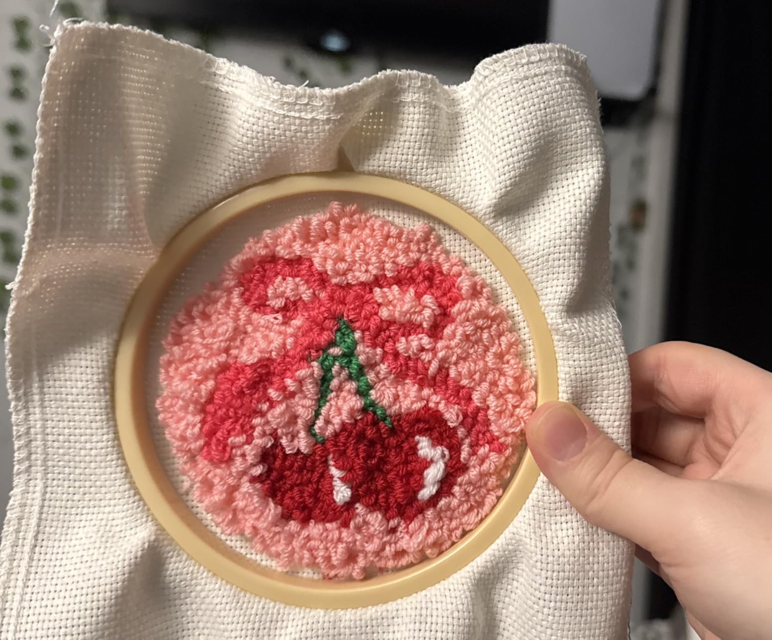 yuegool 6PCS Punch Needle Coaster Kit, Easy DIY Embroidery Set for Beginners & Adults with Patterns, Tools, Yarns, Hoop, Instructions & Coaster Holder customer photo 1