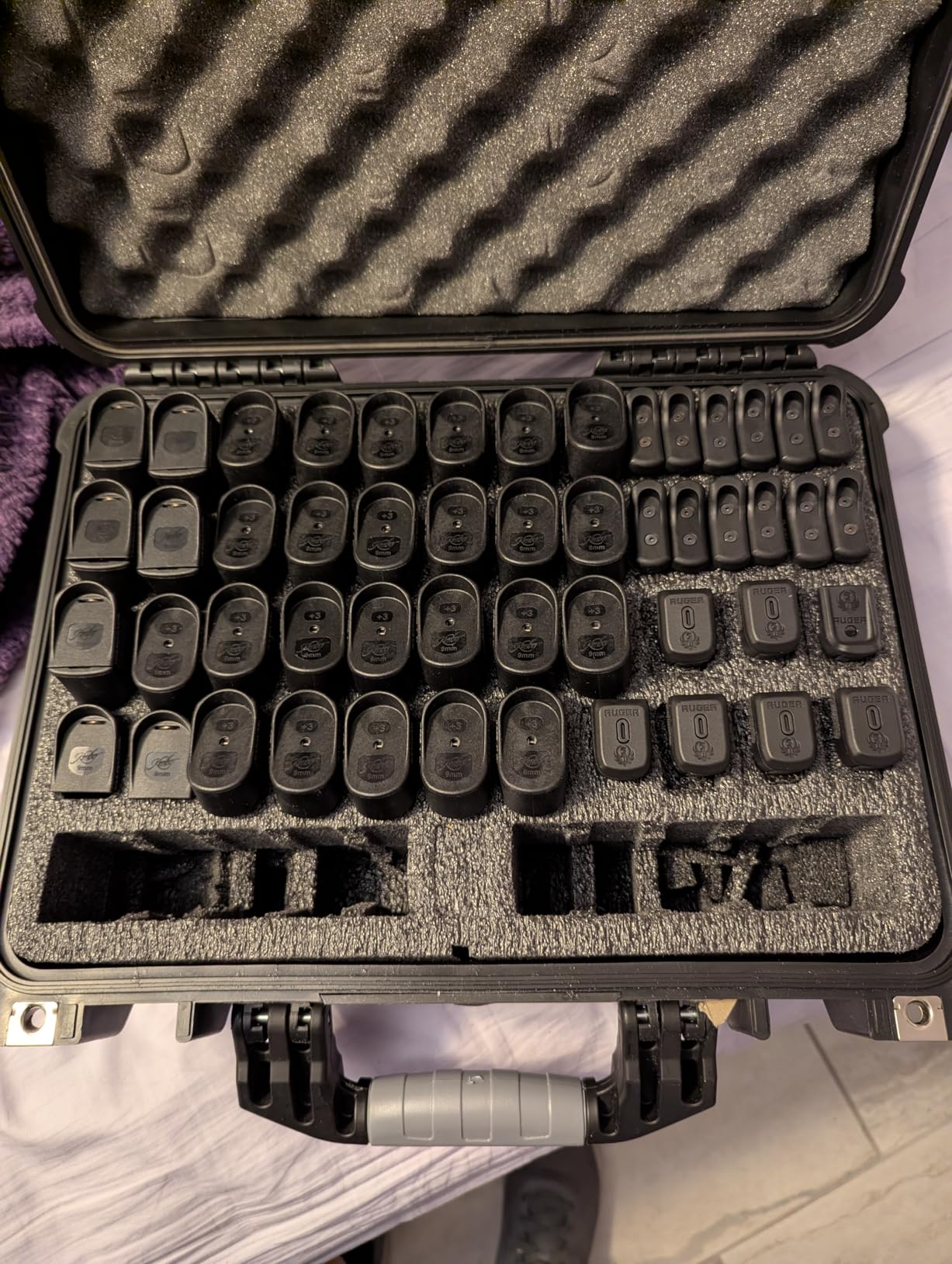 CASEMATIX Pistol Magazine Storage Case - TSA Approved Waterproof Gun Magazine Storage for 9mm Magazines and Pistol Clips - Ultra Durable Ammo Storage with Reinforced Padlock Holes customer photo 2