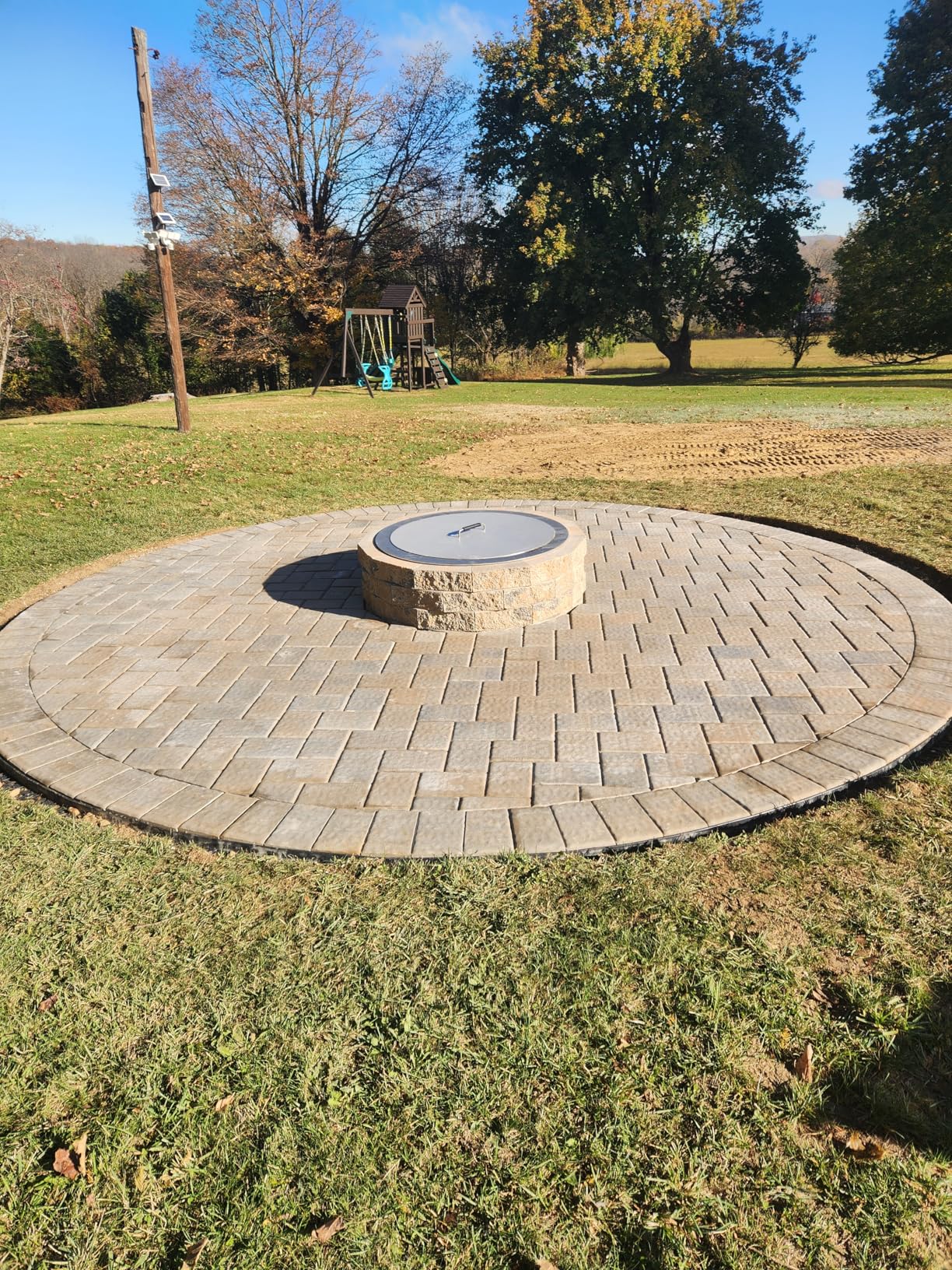 Zentro Stainless Steel Fire Pit Insert - Smokeless Firepit Ring Insert for Outdoor Fire Pit - for Outside Block, Stone, & Concrete Backyard Firepit Surrounds - Lid Included - Round 24