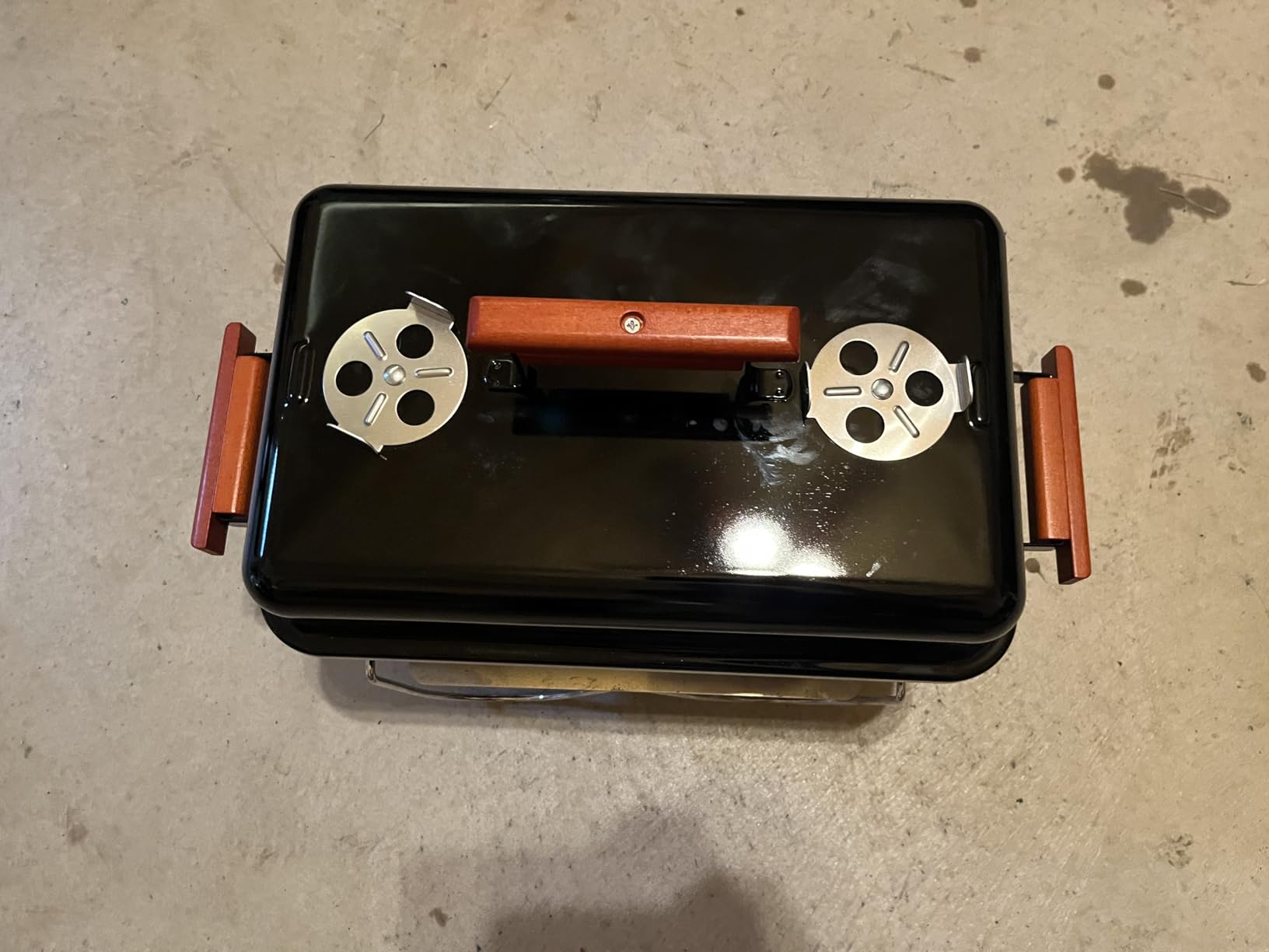 Weber Go-Anywhere Charcoal Grill, Compact Portable BBQ Grill customer photo 1