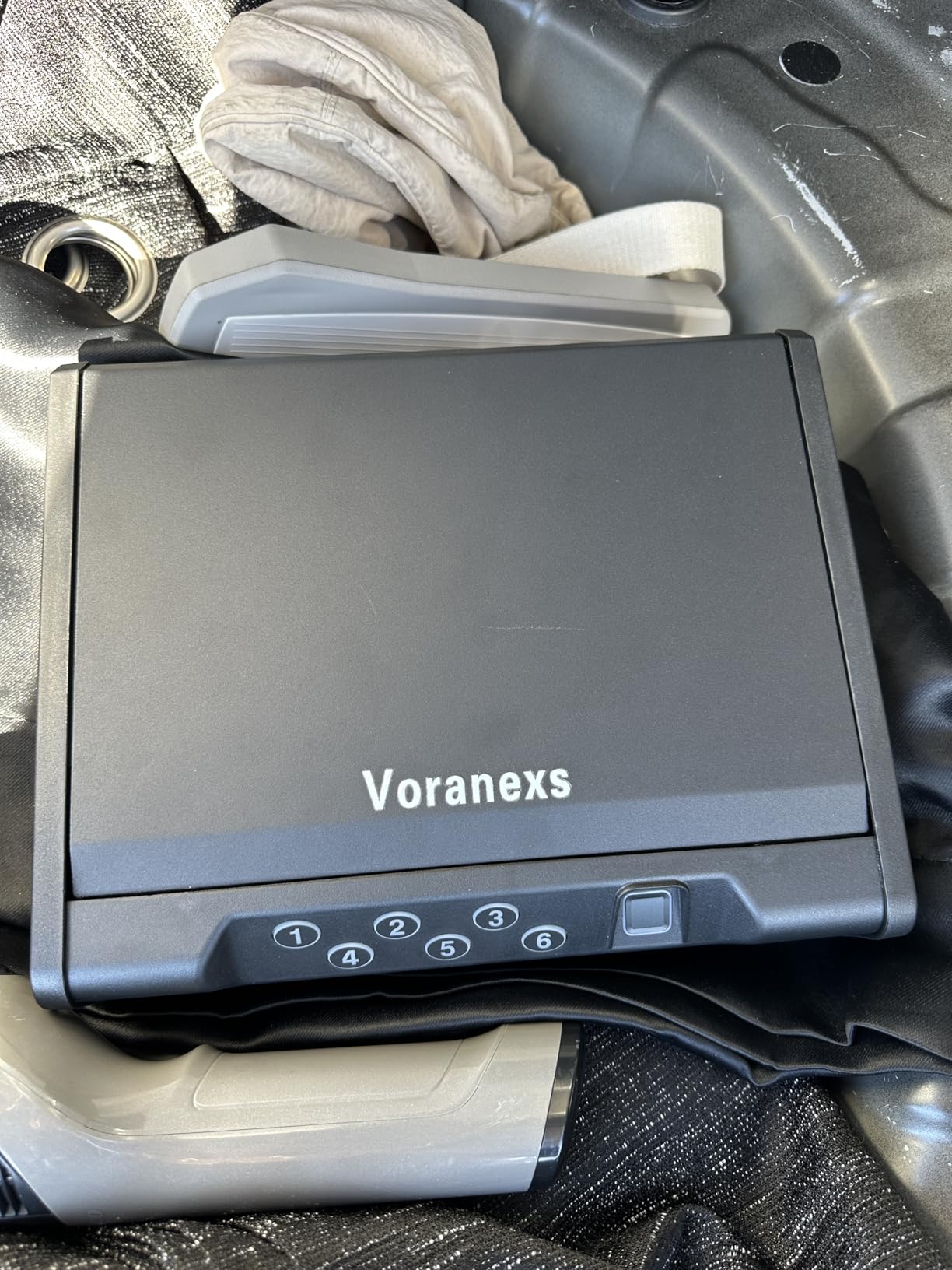 VORanexs Gun Safe for 2 Pistols with 3 Quick-Access Fingerprint, Passcode, Key, Hand Gun Lock Box for Home customer photo 2