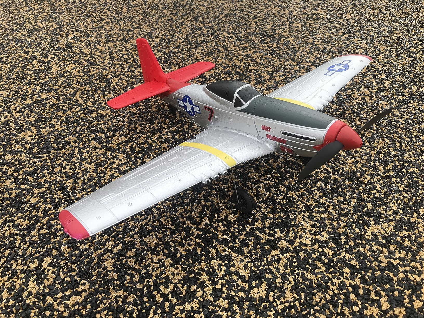 volantexrc RC Plane, 4 Channel Remote Control Airplane Fighter P40 with Aileron, 6-Axis Gyro, Aerobatics for Adults customer photo 2