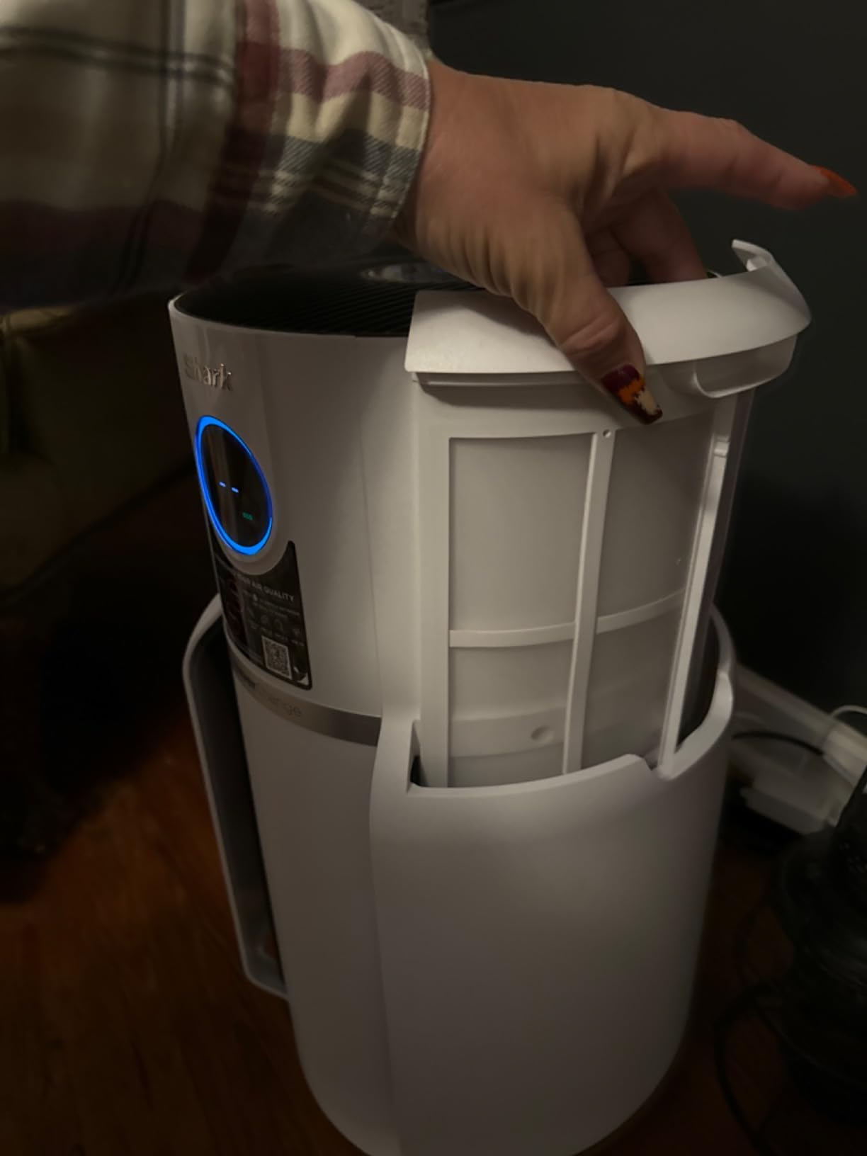 Shark Air Purifier NeverChange Compact Pro, HEPA-Exceeding Filter for Bedroom, Nursery, Home Office, Captures Pollutants, Pet Dander, Dust, HP071BRN customer photo 2
