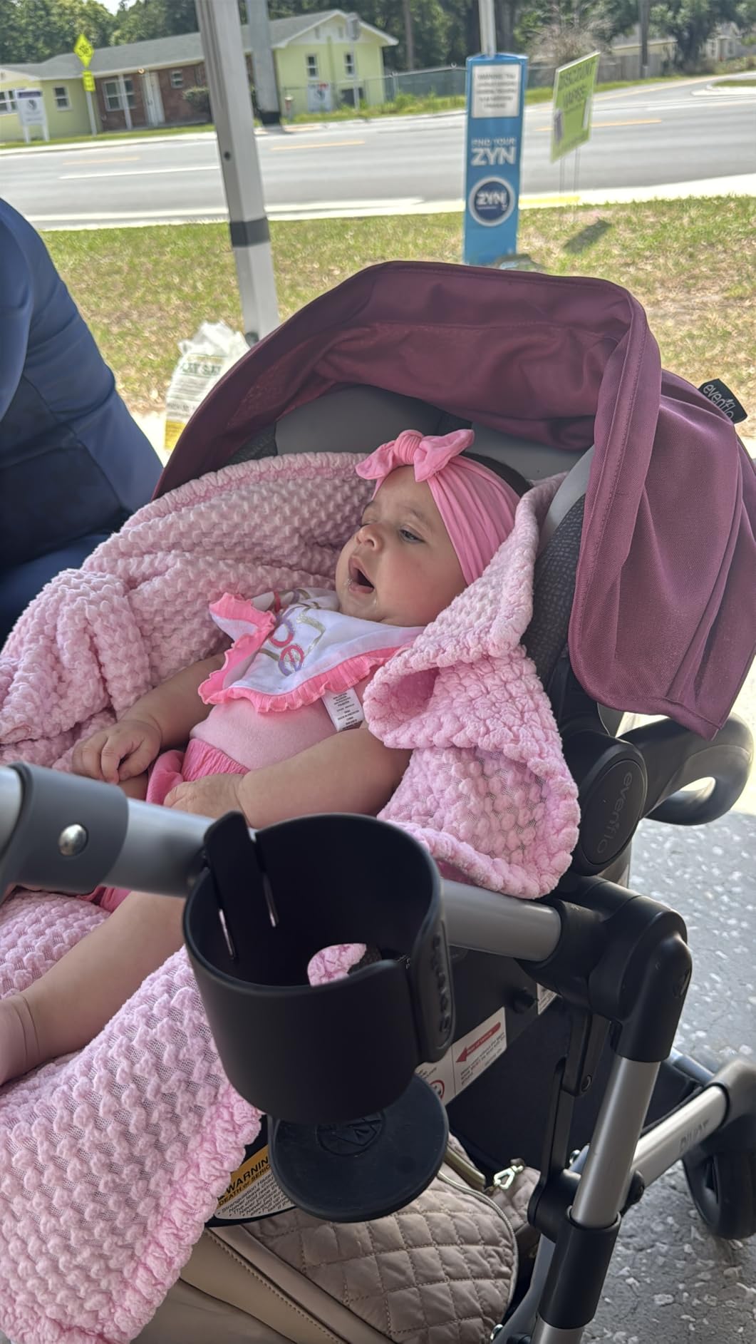 Evenflo Pivot Modular Travel System with LiteMax Preemie and Infant Car Seat (Casual Gray) customer photo 2