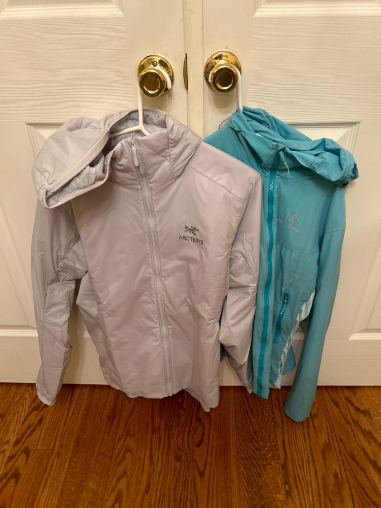 Arc'teryx Atom Hoody Women's | Lightweight Insulated Jacket for Women with Hood | Moisture and Wind Resistance customer photo 1