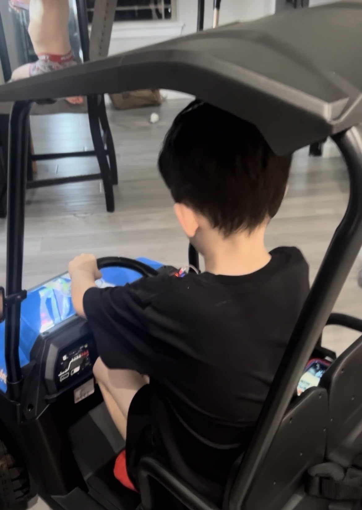 LIGIANT 24V Ride on Toys for Big Kids, 4-Seater Kids' Car, Golf Cart Max. Capacity: 264 Lbs(4 Kids), 4WD Ride on Car w/Remote Control, Detachable Awning, Spring Suspension, Music/Story/Power Display customer photo 1
