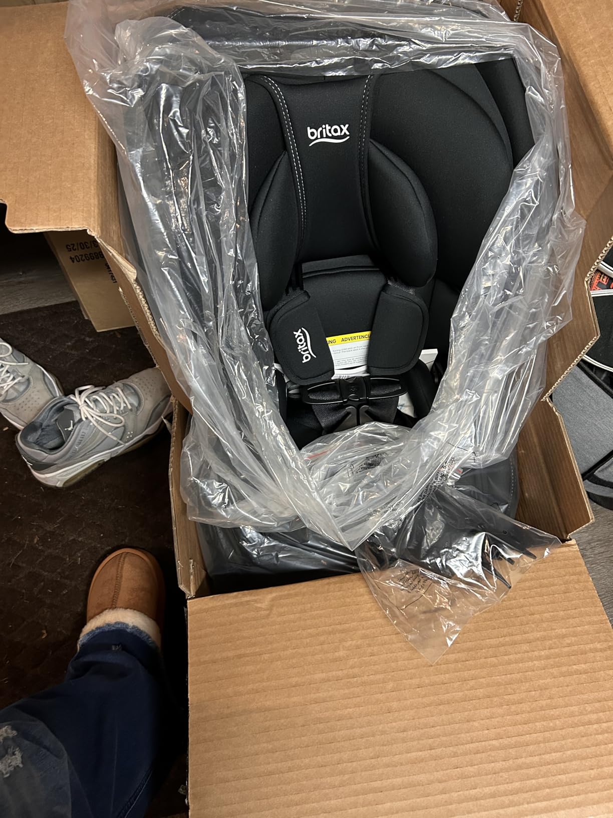 Britax Poplar S Convertible Car Seat, 2-in-1 Car Seat with Slim 17-Inch Design, ClickTight Technology, Sand Onyx customer photo 1