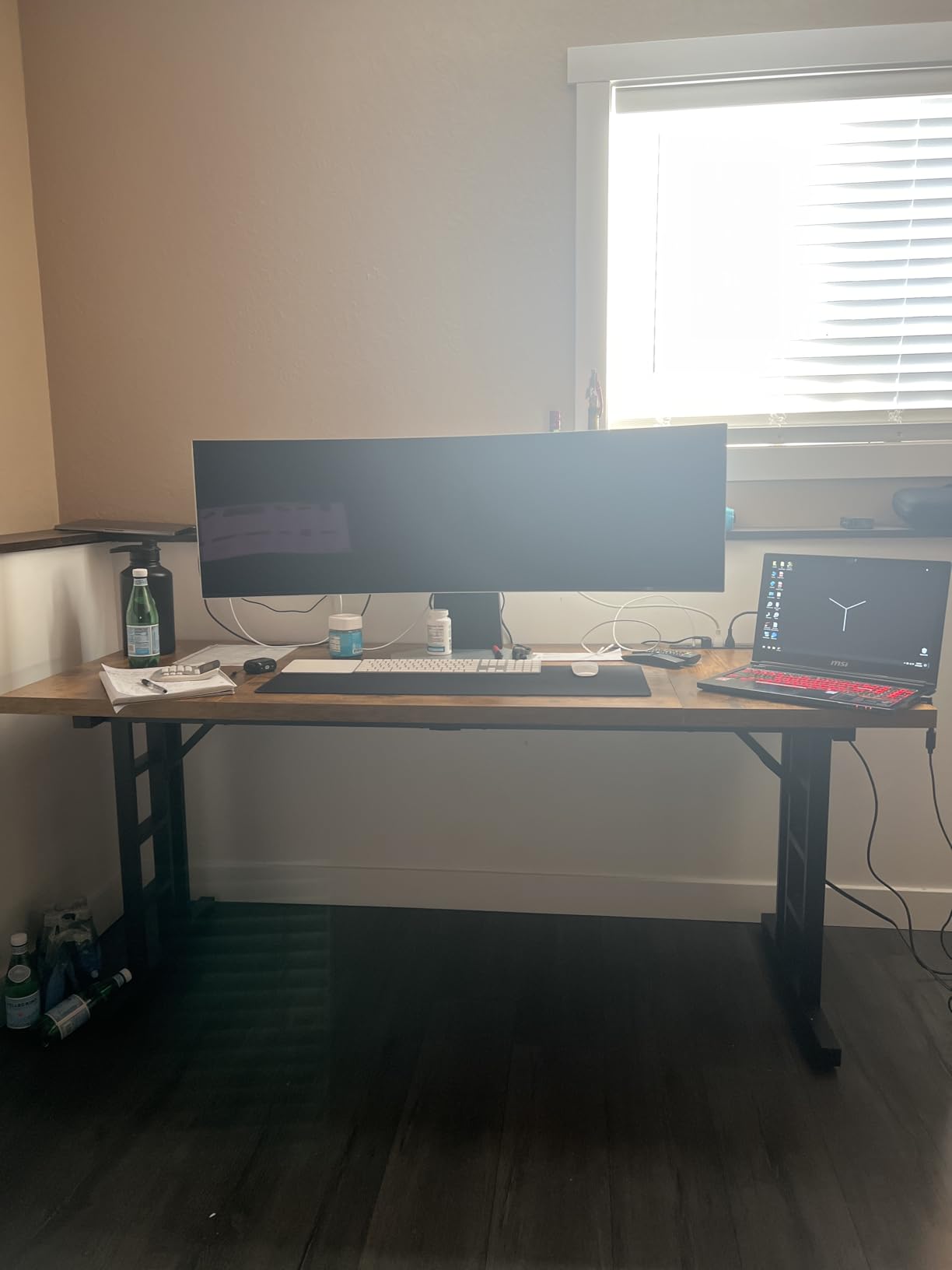 Coleshome 71 Inch Executive Desk with USB Ports, Large Computer Desk with Extra Thick, Long Modern Office Workstation, Business Furniture for Home Office, White customer photo 2