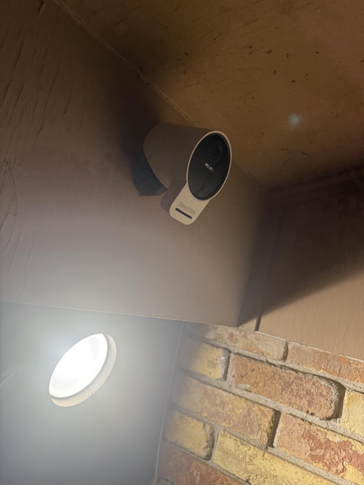 SimpliSafe Outdoor Security Camera Series 2, 1080p Wireless and Wired Home Security Camera, Compatible with Gen 3 System, Motion-Only Alerts customer photo 2