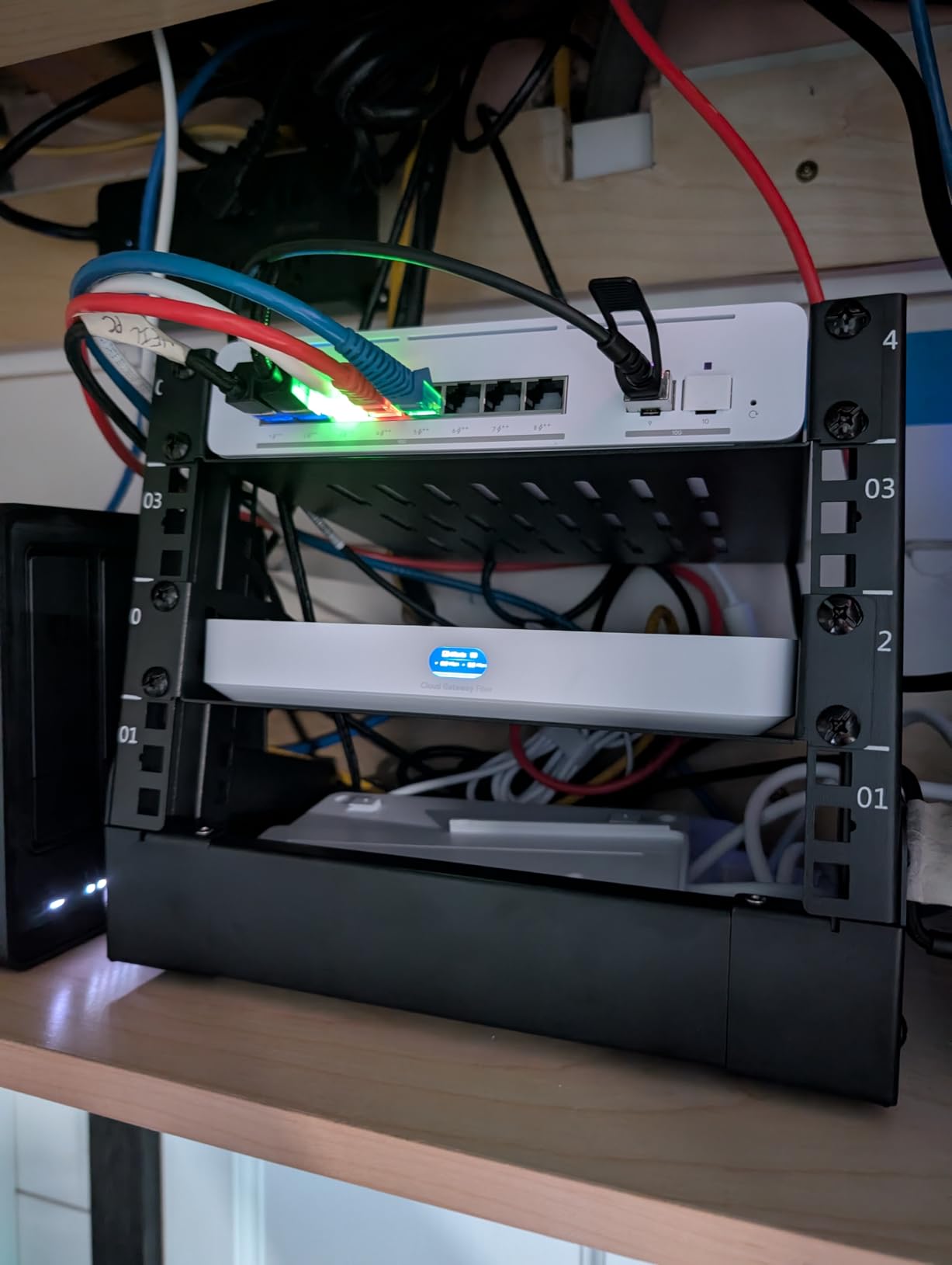 10 inch Small Desktop Network Rack, 4U Mini Open Frame Desktop Server Rack for 10