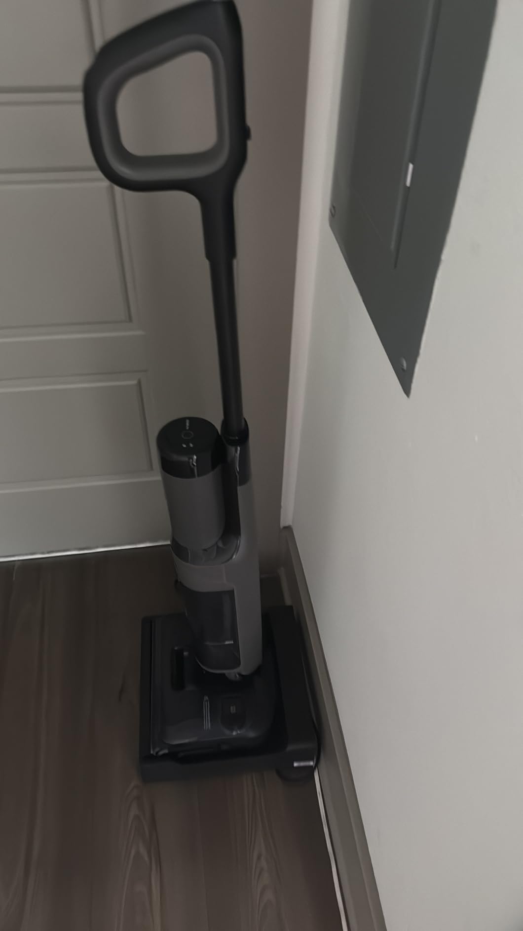 Tineco Floor ONE i6 Stretch Wet Dry Vacuum Cleaner, Vacuum & Mop All in One, 20kpa Powerful Suction, Up to 40 Minutes Runtime, 180° Lay-Flat, Anti-Tangle Design, Full-Path Self-Cleaning&185℉ Flashdry customer photo 1