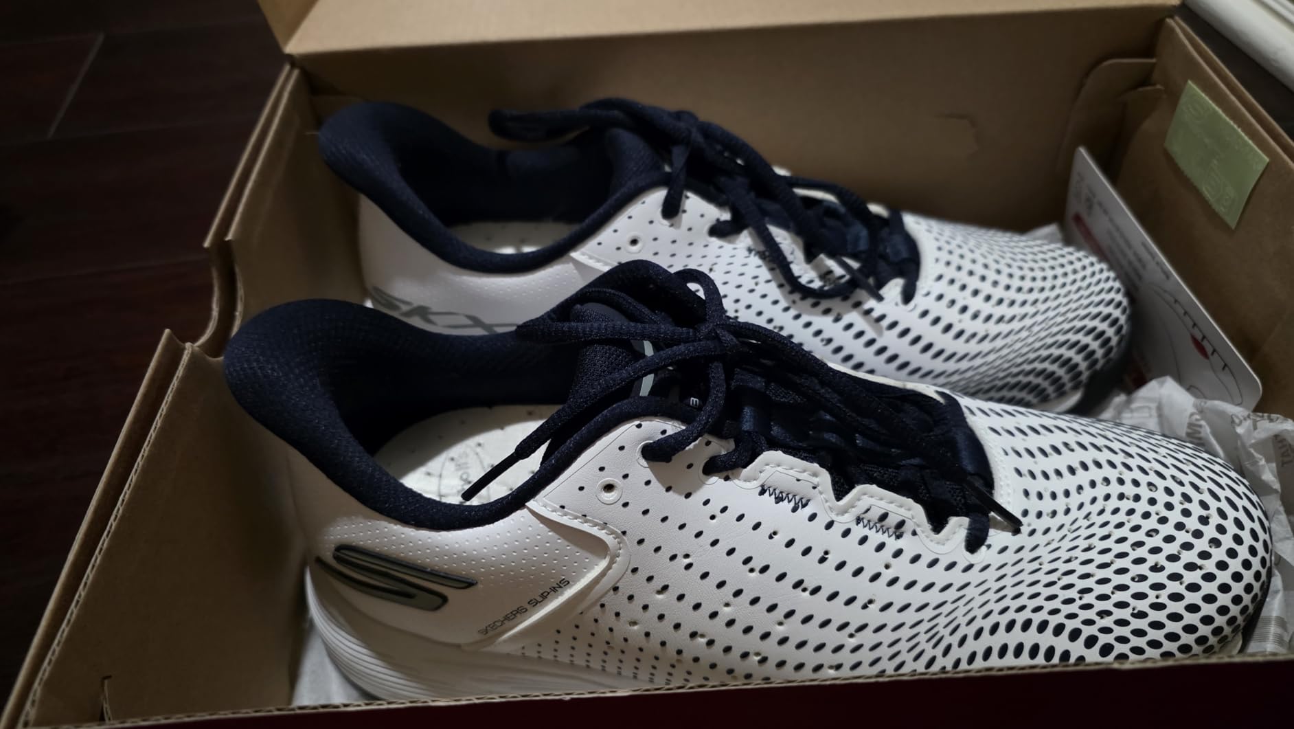 Skechers Men's Viper Court Reload Hands Free Slip-ins Pickleball Sneaker customer photo 1