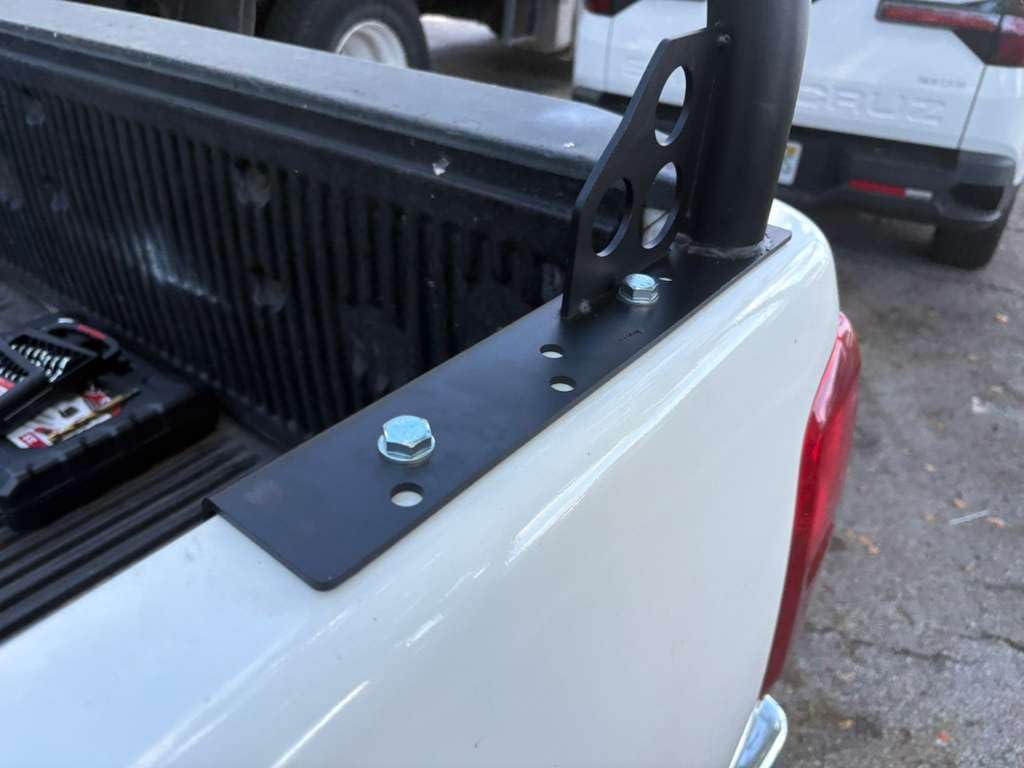 VEVOR Truck Ladder Rack, 49-73 in Width, Extendable Universal Cargo Rack, Heavy Duty Steel with 800 lbs Static Load Capacity customer photo 1