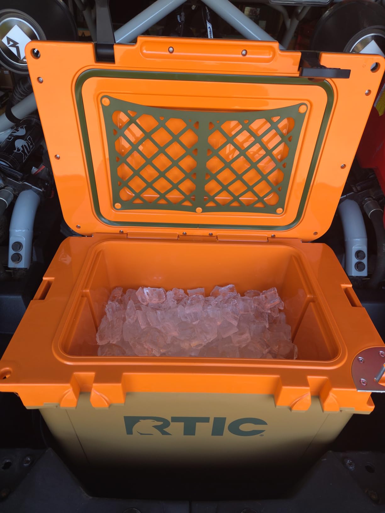RTIC Ultra-Light Hard Cooler Insulated Portable Ice Chest Box, 30% Lighter Than Rotomolded Coolers customer photo 1