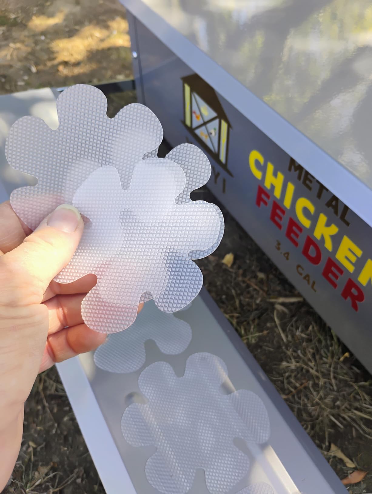 XINYI Chicken Treadle Feeder, 25 Lbs Metal Treadle Feeder, No Waste & Rodent Proof Chicken Feeder with Weatherproof Lid, Suitable for Bantams, Poultry, Pheasants - 3.4Gallon Capacity customer photo 1