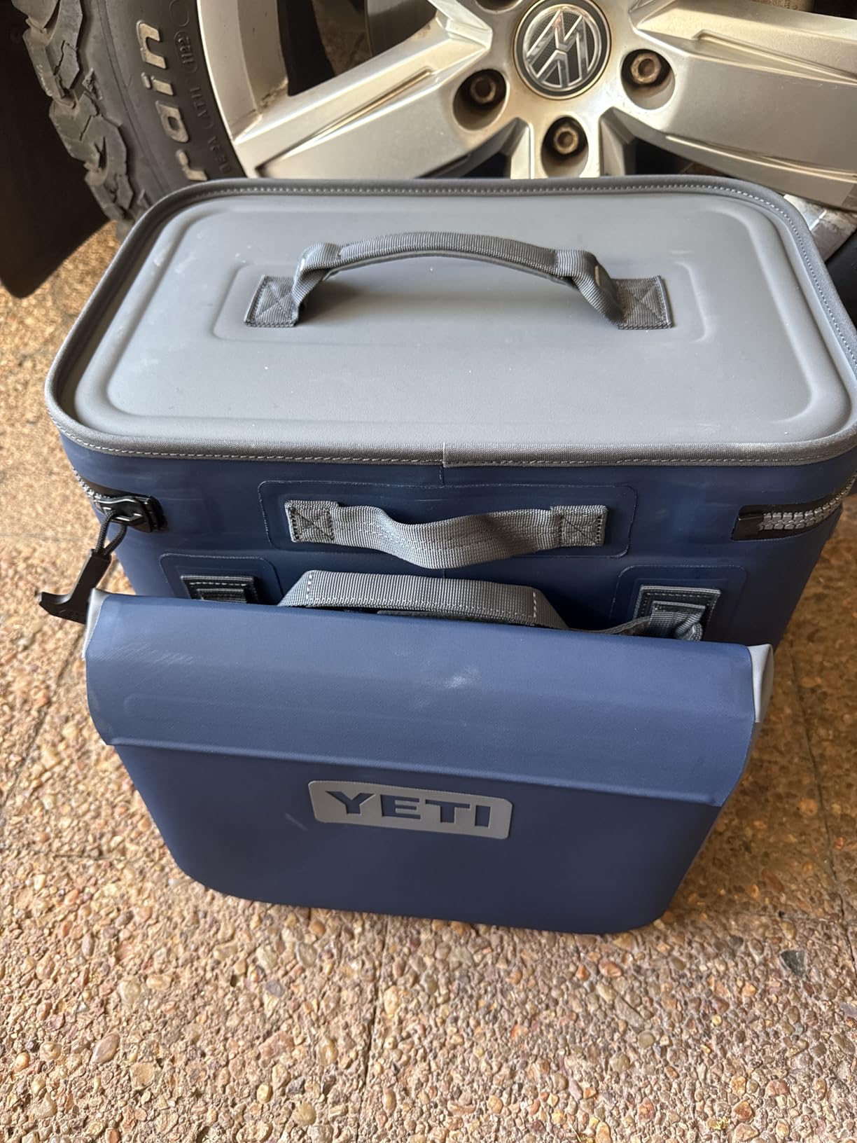 YETI Hopper Flip 18 Portable Soft Cooler customer photo 2
