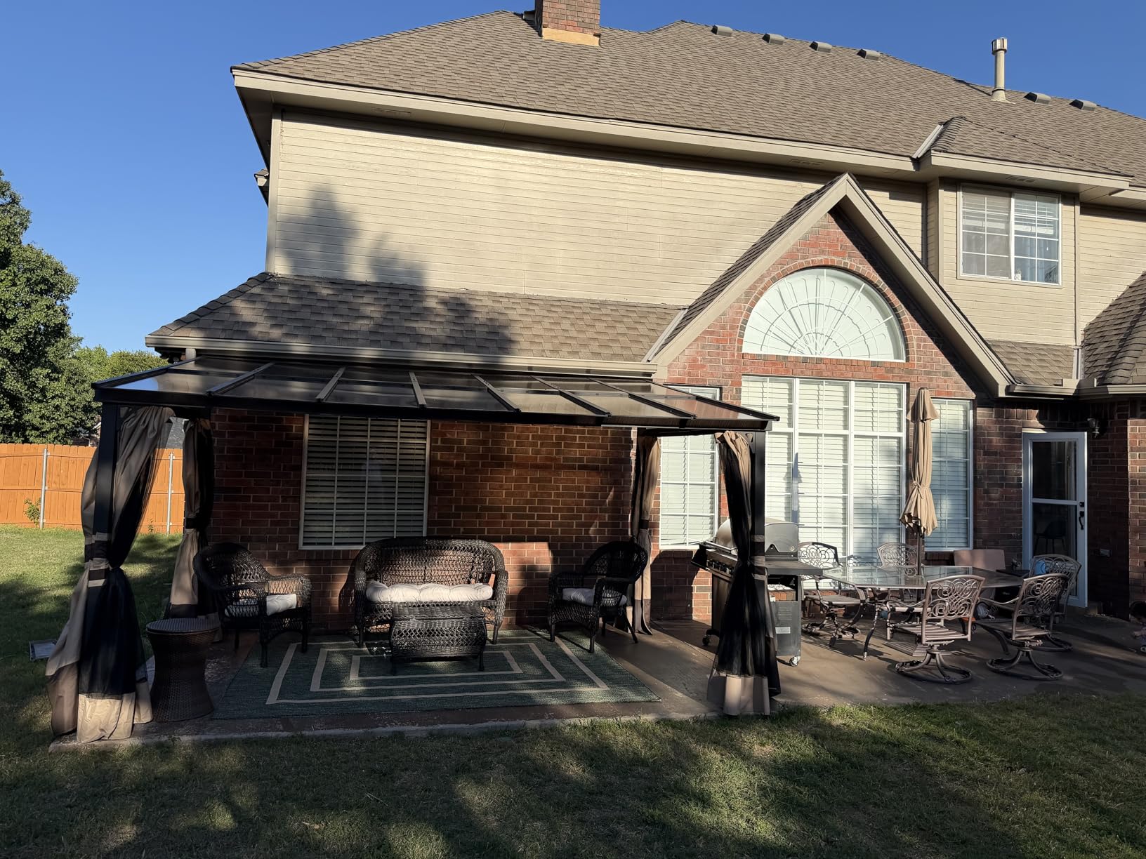 10x14FT Wall Mounted Gazebo Hardtop,Outdoor Wall-Mounted Patio Pergola Metal Frame Double Curtains Gazebo with Sloping Sun Panel Roof for Patio,Garden,Lawn,Pool,Backyard Deck, Gray customer photo 1