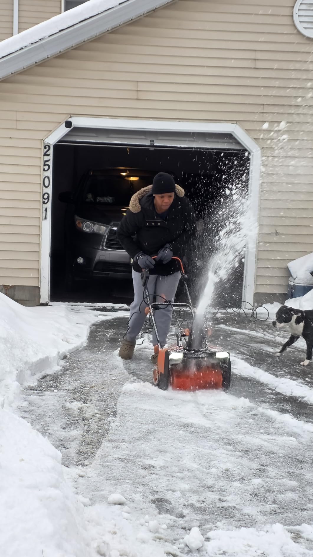 MAXLANDER Corded Electric Snow Blower, 20 Inch 15A Electric Snow Thrower with Dual LED Headlights & 180 Adjustable Chute, 25FT Throwing Distance, Walk-Behind Snowblower for Driveway and Walkway customer photo 1