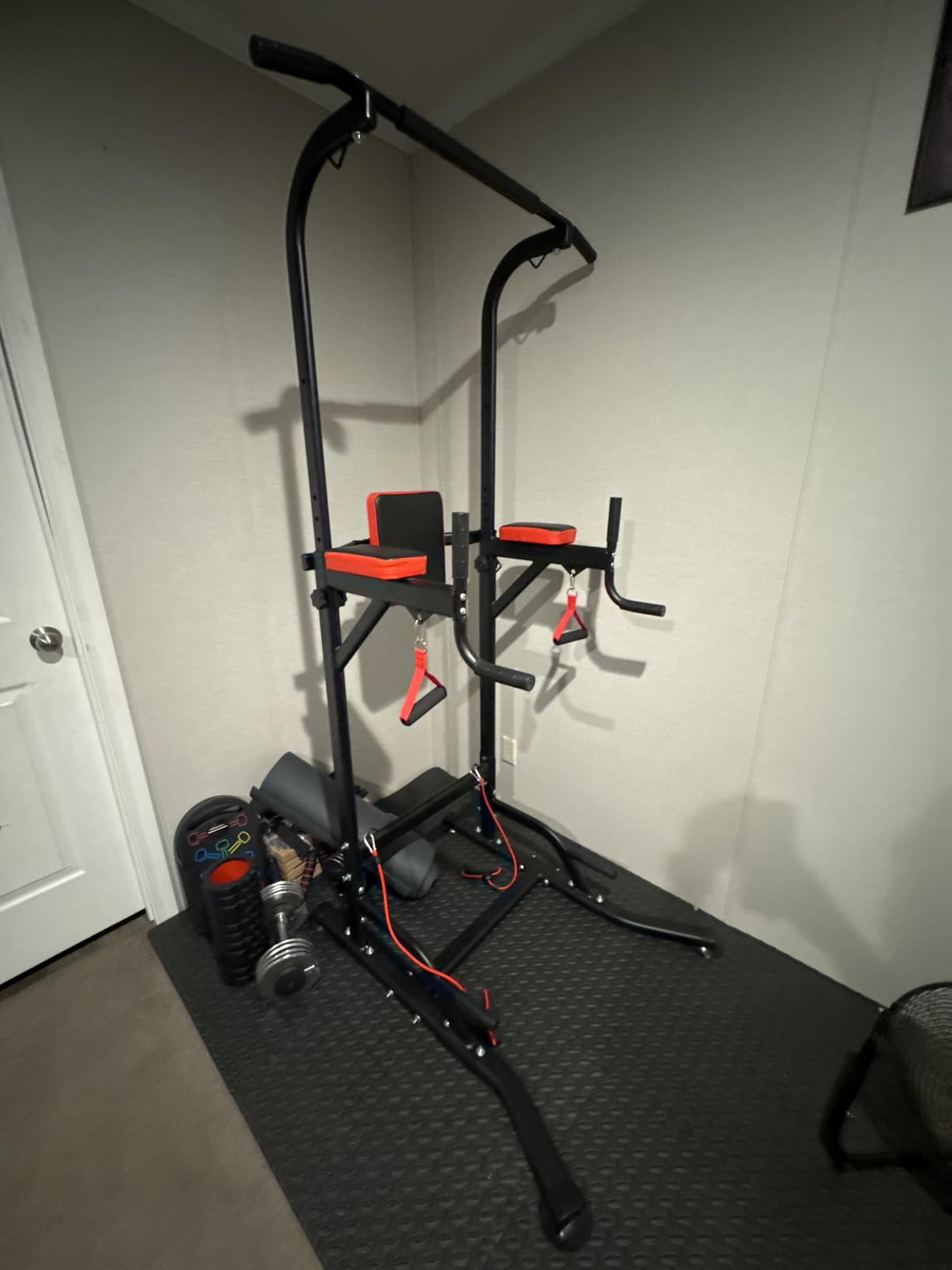 Dskeuzeew Pull Up Bar Free Standing for Multi-Function Home Gym Strength, Pull Up Dip Station Assistive Trainer Height Adjustable, Power Tower Training Heavy-Duty Fitness Equipment customer photo 2
