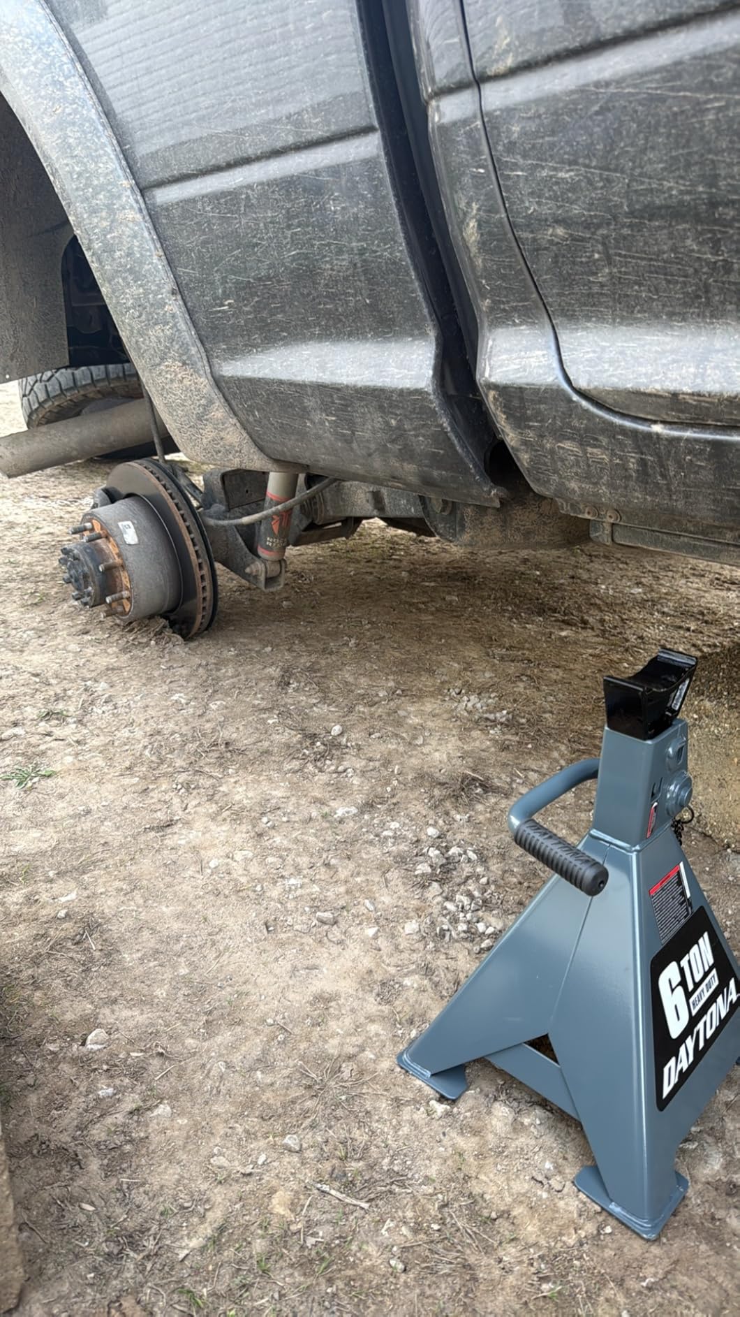 Portable Hydraulic Recovery Jack with Lift Mate, 4x4 Off Road Lift Jack, 19,400 lbs Lifting Capacity customer photo 1