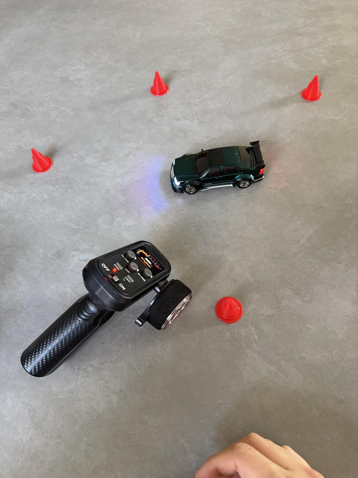 1/43 Mini RC Drift Car with Gyroscope, 4WD Full Proportional RC Car, 2.4GHZ Hobby Grade Remote Control Cars, RTR Model Vehicle, 20+KM/H High Speed for Hobbyists Kids Adults (Lime Green) customer photo 2