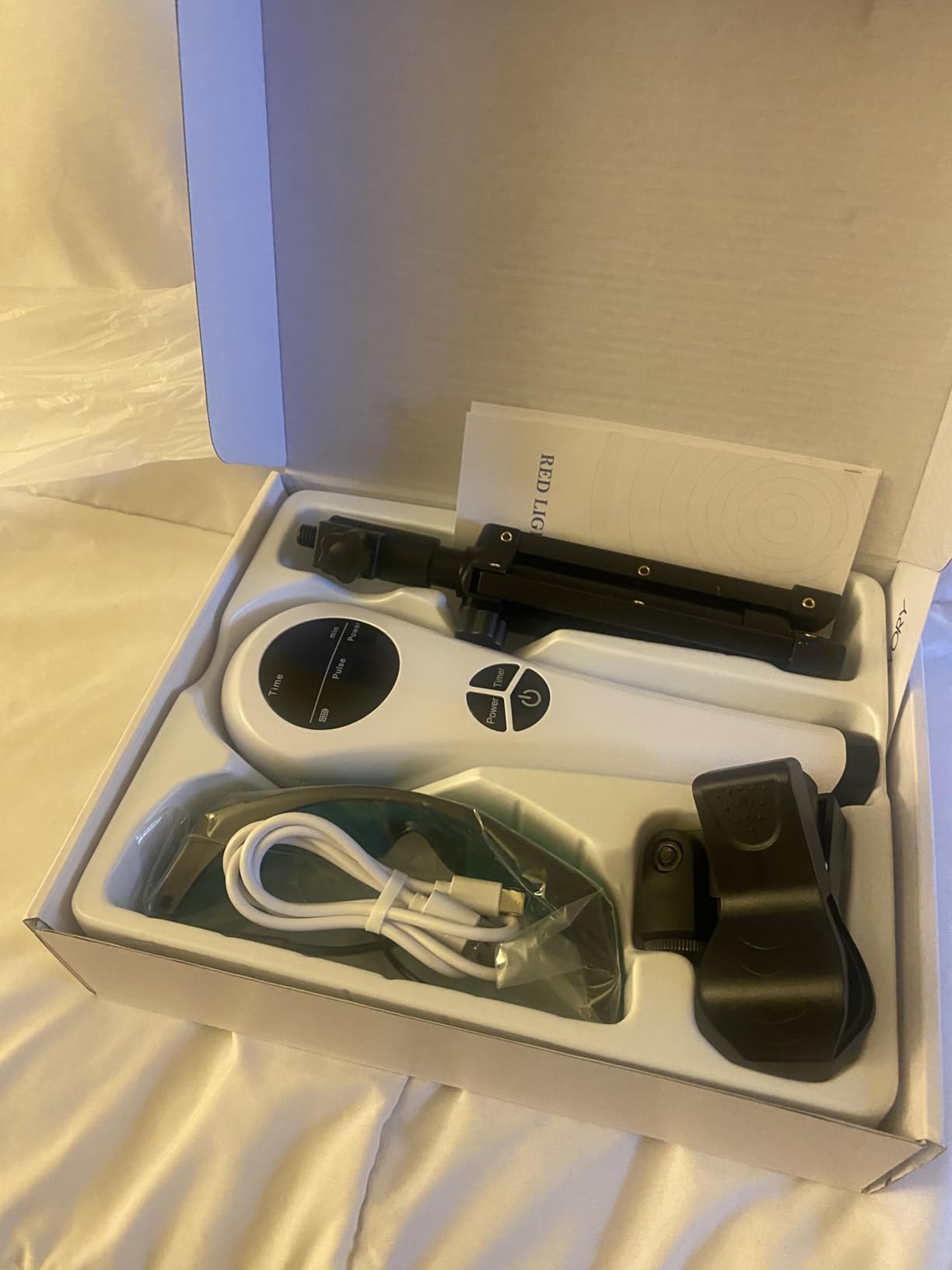 Cold Laser Therapy Device - Dual Wavelength 4x808nm & 14x650nm Red Light Therapy Wand, Handheld Infrared Light Therapy for Humans & Pets customer photo 2