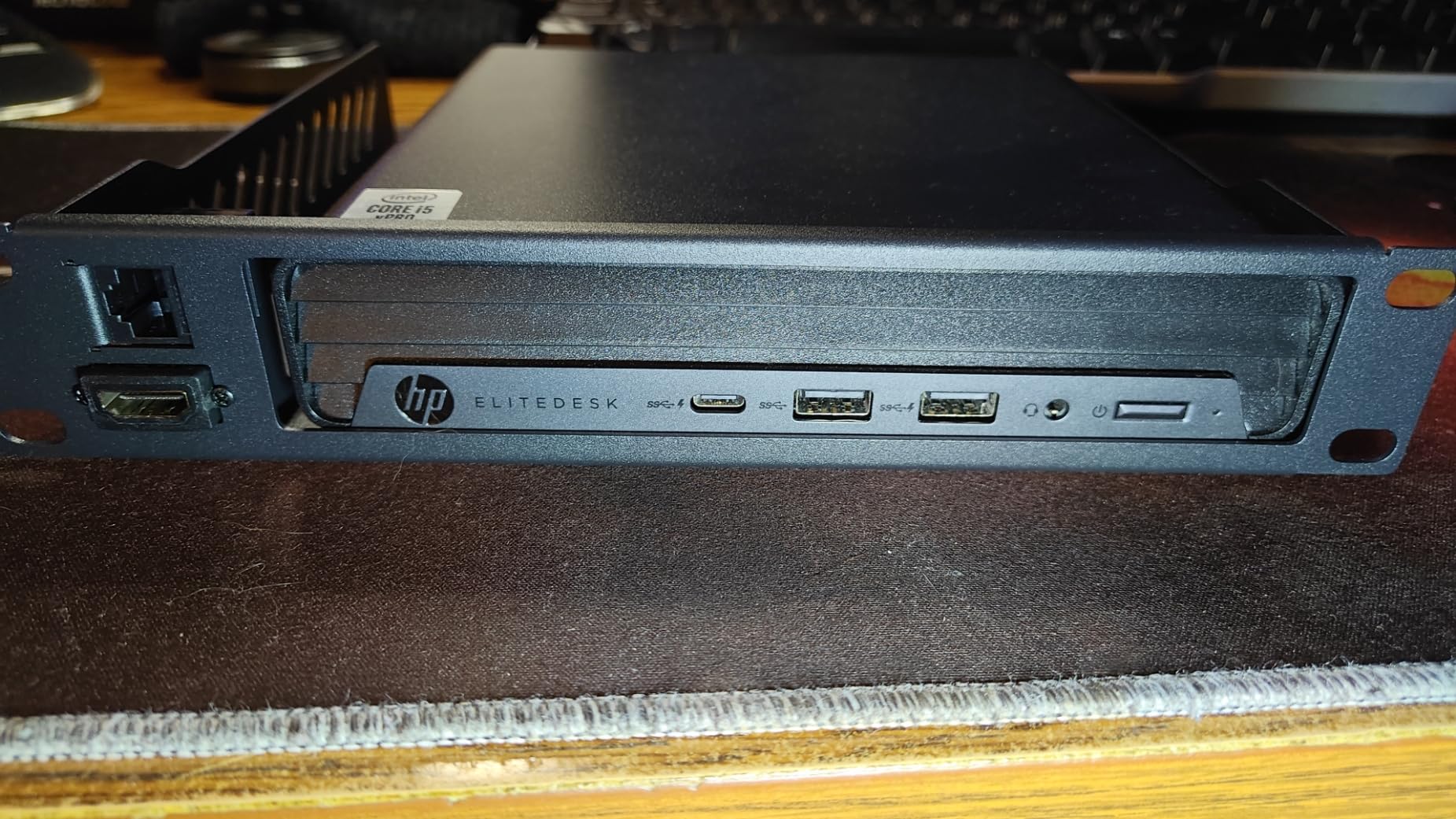 GeeekPi 10inch 1U Mini PC Rack Mount Shelf with RJ45 CAT6 Port & HDMI Port for DeskPi RackMate T1/T0 customer photo 1