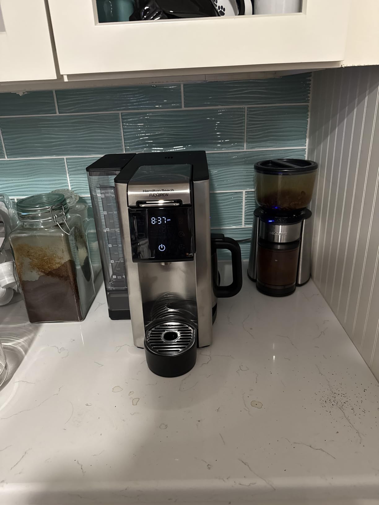Hamilton Beach FlexBrew Advanced 5-in-1 Thermal Programmable 12 Cup Drip and Single Serve Hot & Iced Coffee Maker, Movable 60oz. Water Reservoir, Use Pod Packs and Grounds, Fast Brewing, Black (49929) customer photo 1