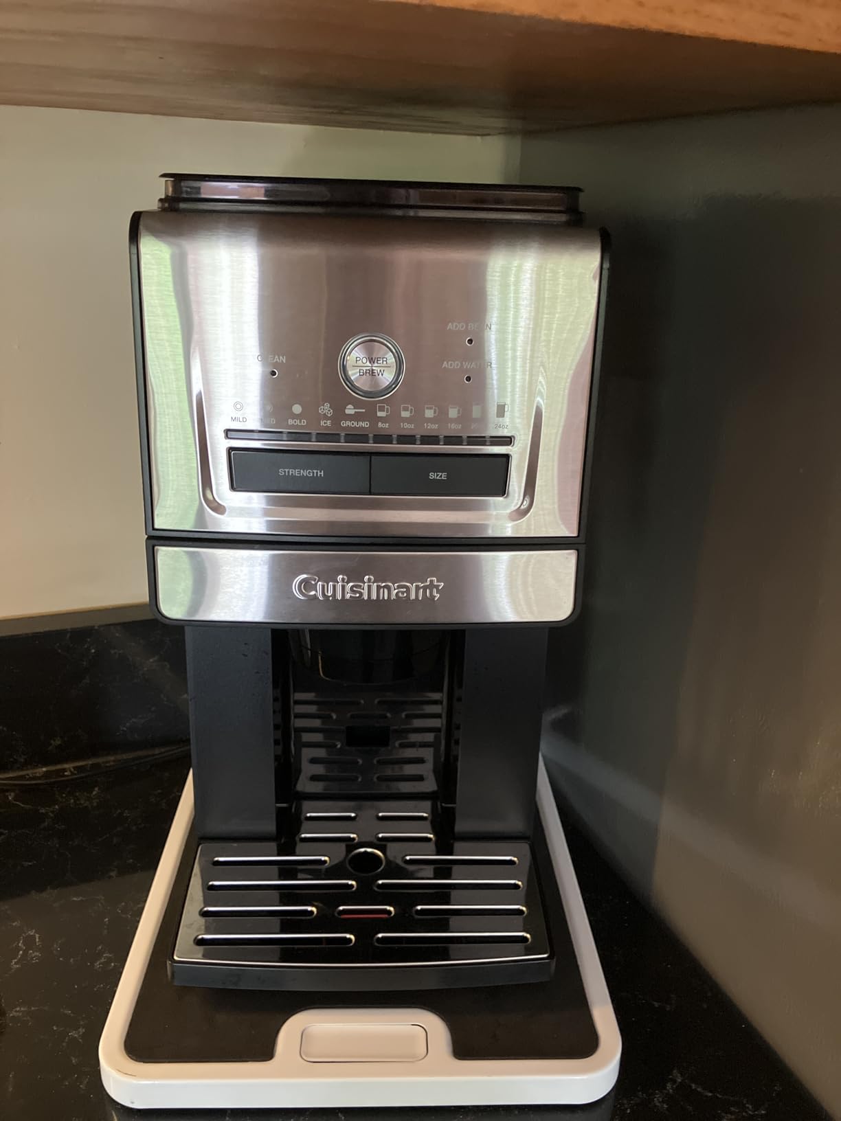 Coffee Maker, Grind and Brew Single Serve Coffee Maker, 6 Cup Sizes, Built-in Stainless Steel Burr Mill, Adjustable Strength, Grind Control and Over Ice Feature, Easy Cleaning, DGB-30 customer photo 1