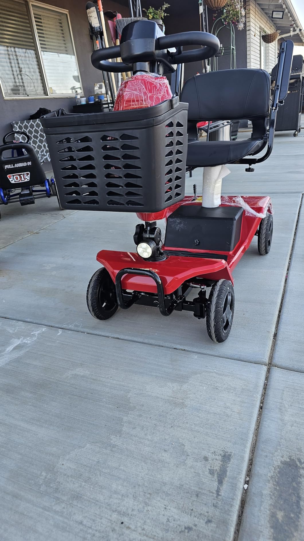 Mobility Scooter, 4 Wheel Mobility Scooter, 15 Miles Range, 300LBS Capacity, Lightweight and Portable, with LED Headlights and Basket, Charger Included, Gifts Suitable for Elders, Red customer photo 1