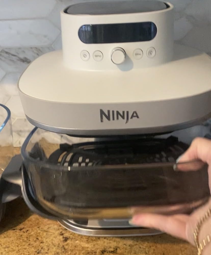 Ninja Crispi Pro 6-in-1 Glass Air Fryer | With Nontoxic, 6qt & 2.5qt Containers & Lids | Microwave, Freezer, Dishwasher Safe | 450°F Max Temp | 1800 Watt | Bone | AS101LG customer photo 2