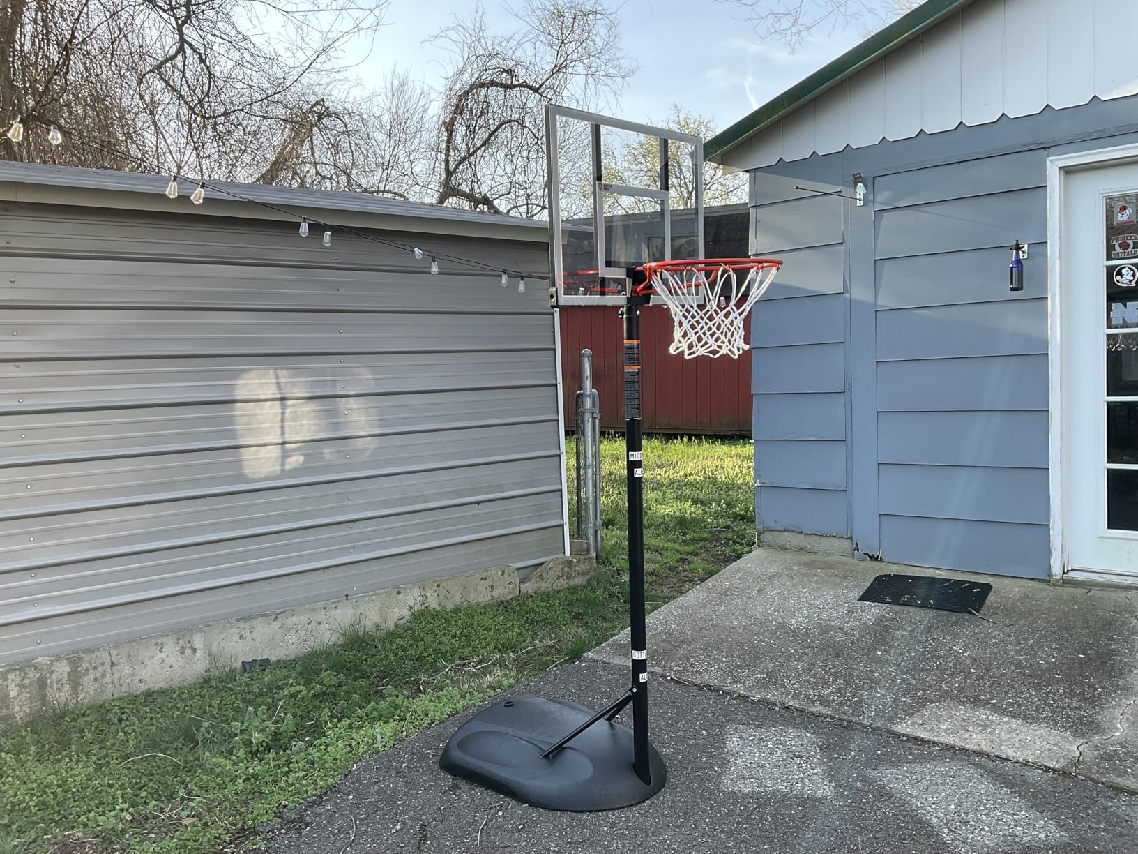 Lifetime Youth Portable Basketball Hoop, Adjustable Height 5.5-7.5 Ft, 30-Inch Shatterproof Fusion Backboard customer photo 2