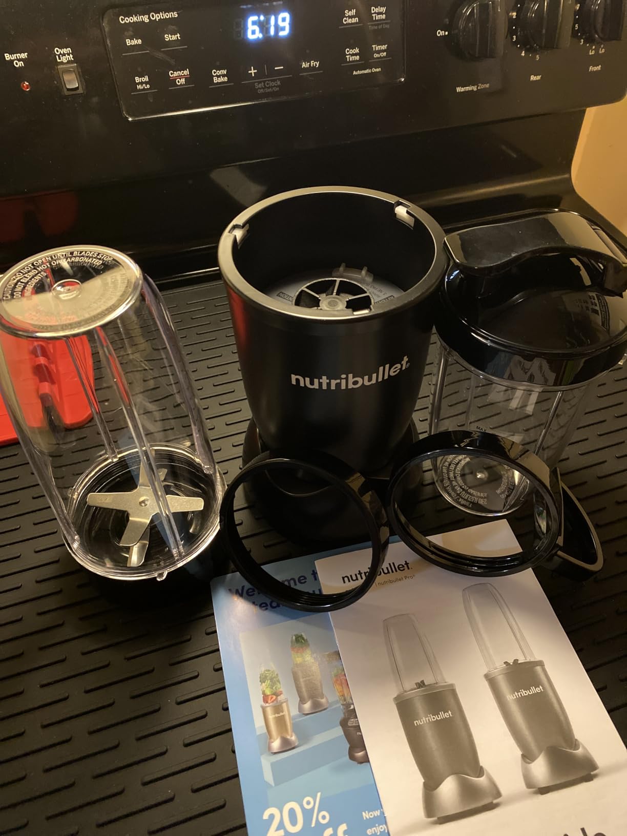 nutribullet Pro Personal Blender, Shakes, Smoothies, Food Prep, and Frozen Blending, 32 Ounce & 24 Ounce Cups, 900 Watt, Matte White, NB9-0901AW customer photo 1