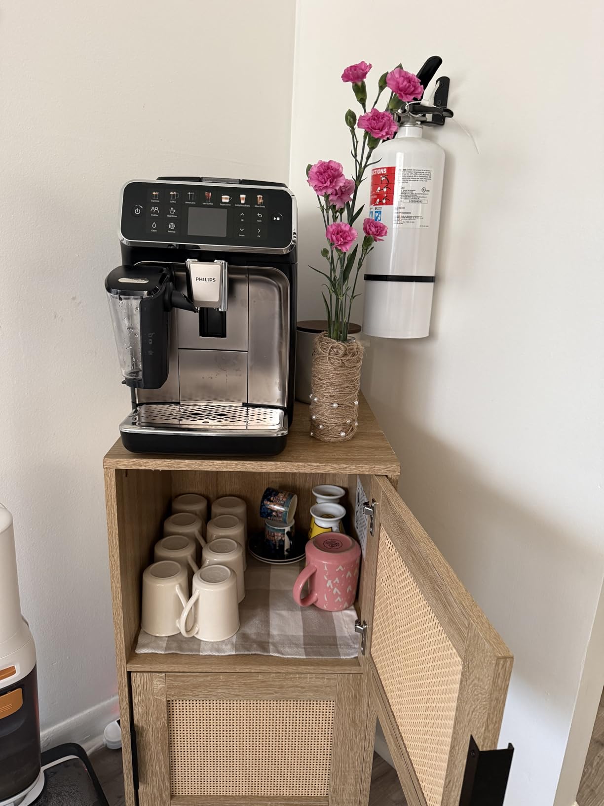 Philips 4400 Series Fully Automatic Espresso Machine - 12 Hot & Iced Coffees, Quick-to-Clean LatteGo Milk System, SilentBrew, QuickStart, Ceramic Grinder, Black Chrome (EP4447/90) customer photo 1