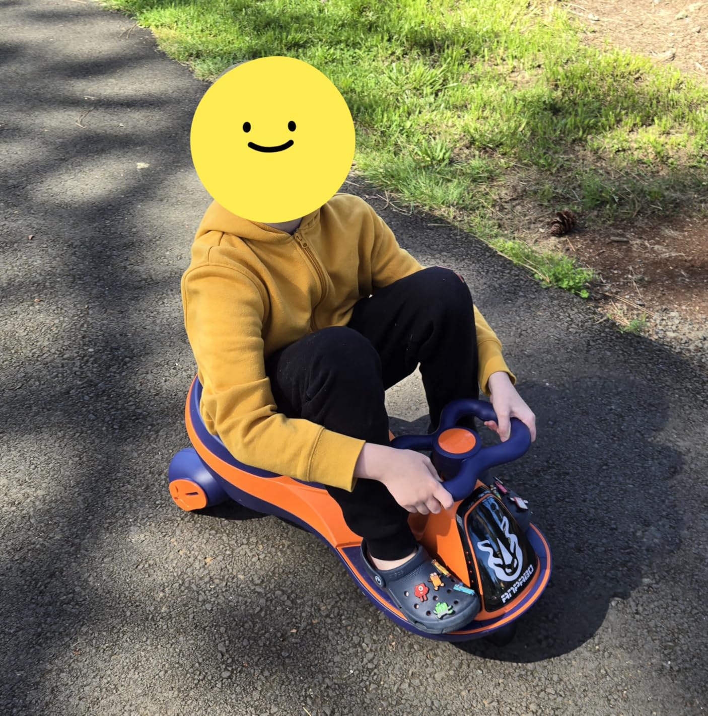 ANPABO 12V Electric Wiggle Car with Pedals, 2 Seater, 2x75W Motor, Music & Bluetooth, Ride On Toy for Kids Ages 3+, 170 Lbs, Orange customer photo 1
