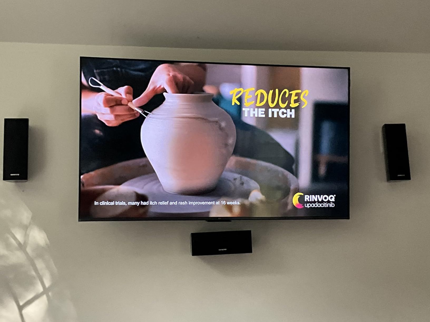 TCL Amazon Exclusive 75 Inch Class T7 Series 4K QLED HDR Smart Google TV (75T7, 2025 Model) customer photo 2
